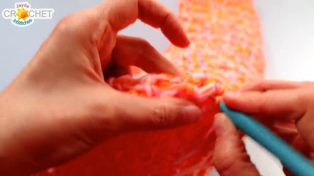 Square Basket Crochet Pattern & Tutorial - What To Do With Variegated Yarn смотреть онлайн