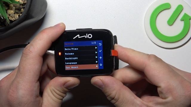 How To Reset System Settings In Mio MiVue C312 смотреть онлайн