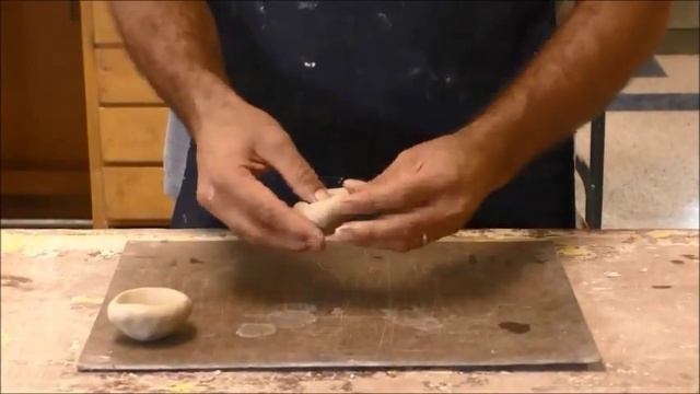 Art Design- How to form a hollow ball out of clay смотреть онлайн