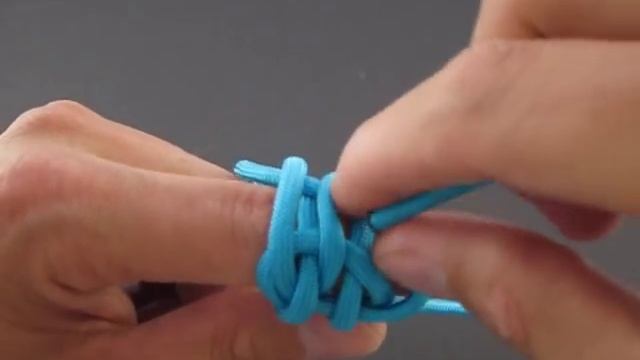 How to Make a Tiny Globe Knot by TIAT смотреть онлайн