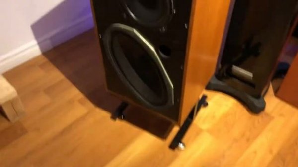 Playing a pair of vintage British Monitor Audio MA3 MKii