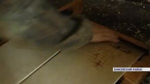 В Енисейском районе местный умелец своими руками делает охотничьи лыжи