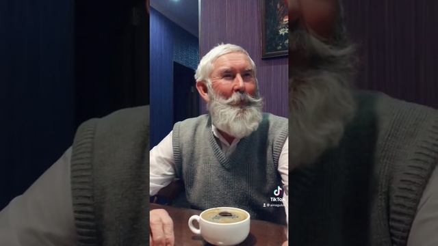 Про клоуна, везение и завышение оценок