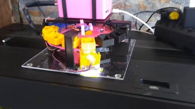 fish feeder / autofeeder 3d print NEMA17 смотреть онлайн