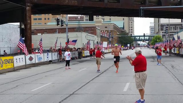 Mark Rogers beats the elite смотреть онлайн