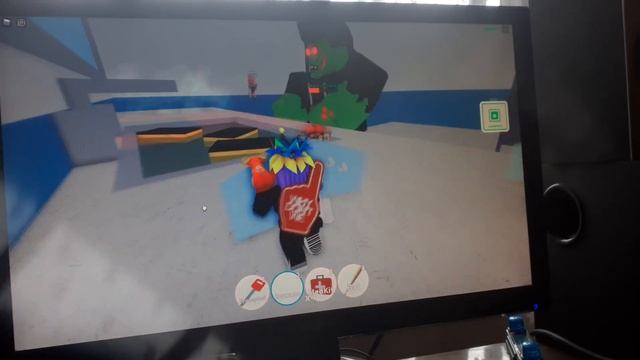 играю в roblox режим Экскурсия Z 2 Часть смотреть онлайн