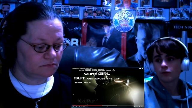 MOM & SON REACT TO KICK PUSH II - WE SETTLED OUR DEBATE! MOM KNOWS BEST! LOL! (REACTION) смотреть онлайн