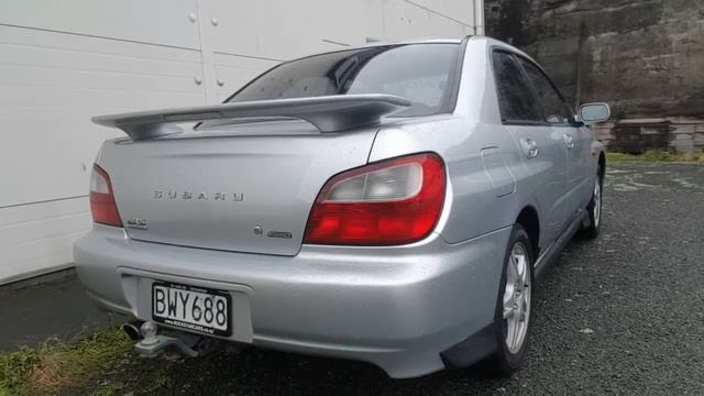 2002 Subaru Impreza RXI - 2.5L - 5 Speed Man смотреть онлайн