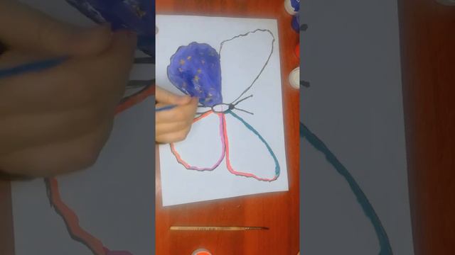 Рисуем бабочку красиво Одна сторона ночь и закат другая рассвет и день) смотреть онлайн