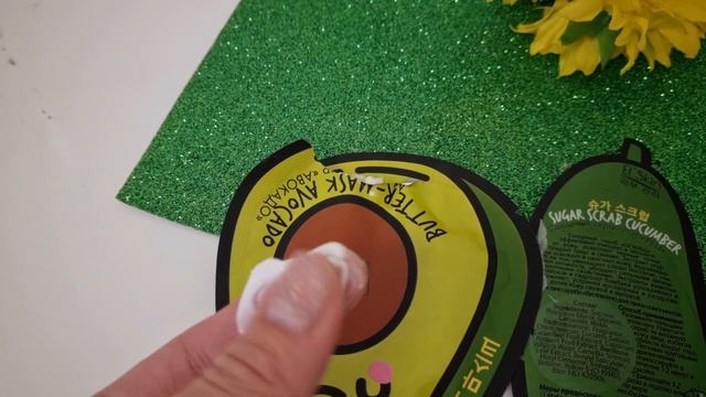 Пузырьковая МАСКА EVELINE, МАСКА-БАТТЕР "Авокадо" и Сахарный СКРАБ "Огурец" марки El'Skin. смотреть онлайн