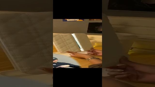 Настольное зеркало для макияжа с подсветкой и увеличением, раскладное трехстворчатое смотреть онлайн