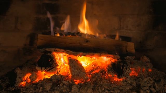 4K Realtime Fireplace - Relaxing Fire Burning Video - 3 Hours - No Loop - Ultra HD - 2160p смотреть онлайн