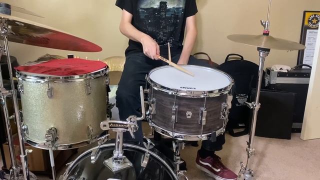 Ludwig Standard Maple Snare 14 X 8 REVIEW And SOUND DEMO
