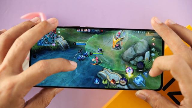 realme 12 Pro+ gaming test: 2 games at once! смотреть онлайн