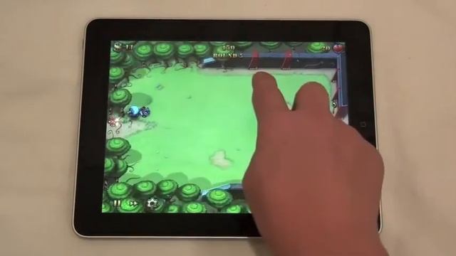 Fieldrunners iPad App Review смотреть онлайн