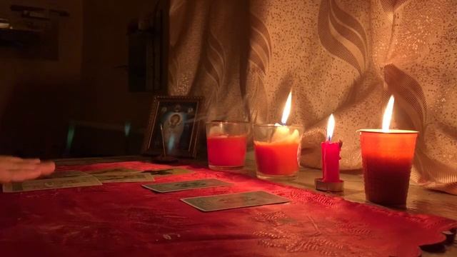 Позвонит, напишет ли он? Онлайн гадание на картах Таро смотреть онлайн