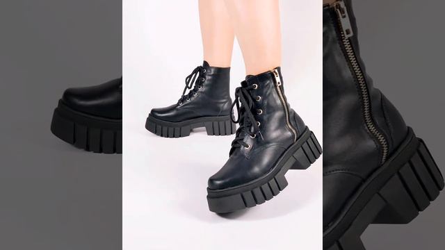 Bota Coturno Feminino 50014a Preto Solado Tratorado fechamento em Ziper e Cadarço. смотреть онлайн