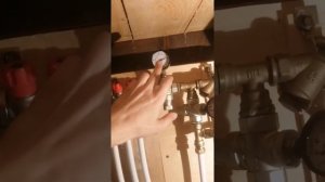 Давление растет а вода еле течет.