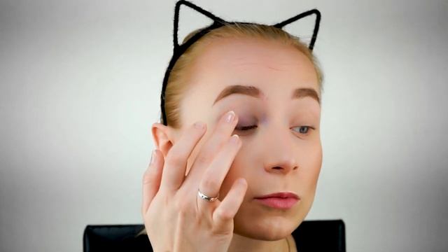 ЗЕЛЕНЫЙ МАКИЯЖ ГЛАЗ ПАЛЕТКОЙ PRELUDE CHROMA LIME CRIME **TINA DAL** смотреть онлайн