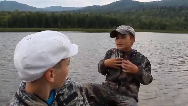 ДВА ВЕСЛА смотреть онлайн