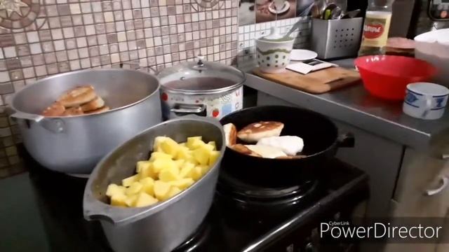 #Штрудли# /пирожки/# и хвостатая# помощница# смотреть онлайн