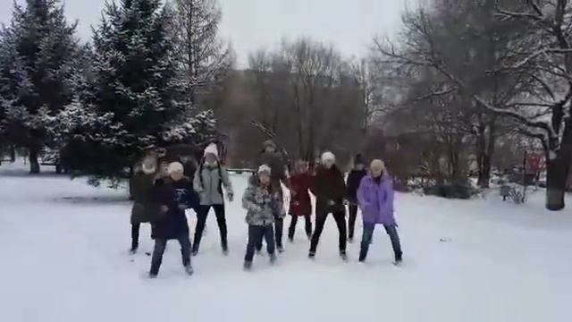 Танцы денсхол на улице:пикачу смотреть онлайн