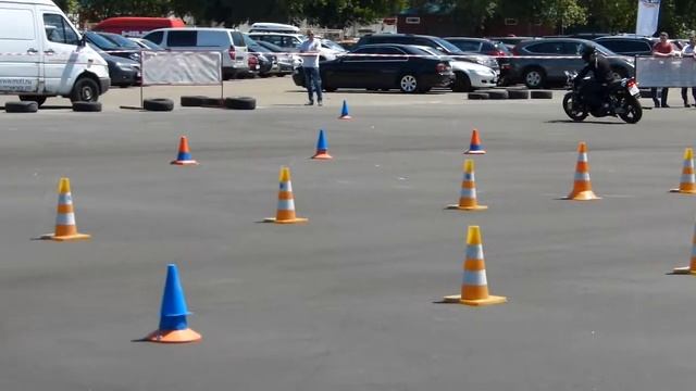 Лисенко Дмитро, Honda CB 400, 1-й заїзд, Клас В, Moto Gymkhana Kiev Cup 2018, 3-й етап смотреть онлайн