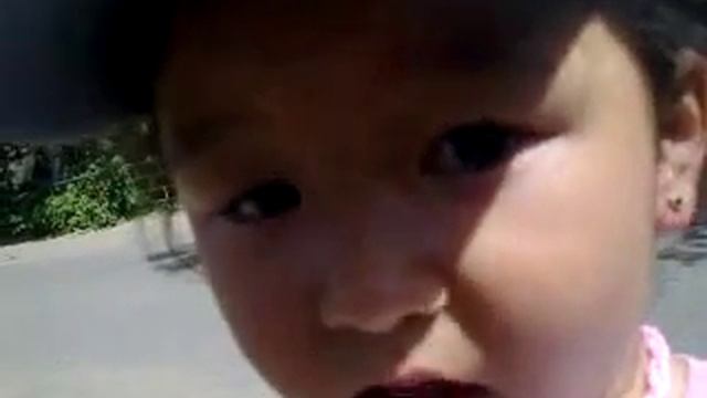 Адеке прокололи ушки смотреть онлайн