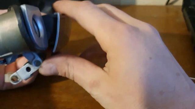 Снятие накладки дверной ручки Audi A6 C5 смотреть онлайн