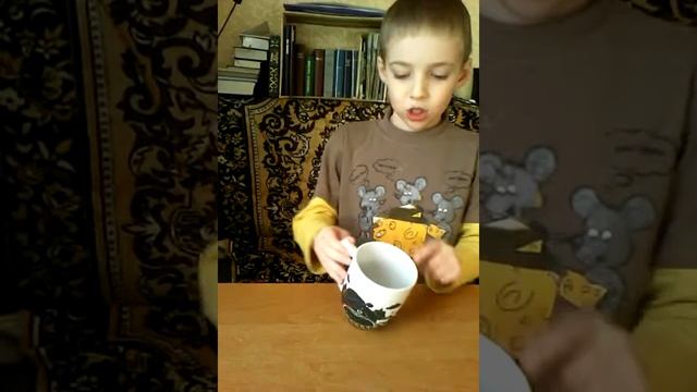 Полное разочарование от Якобс(Jacobs), подарочная чашка облезла. смотреть онлайн
