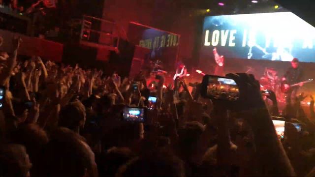 Skillet - The Resistance Нижний Новгород 2019 Завершение концерта