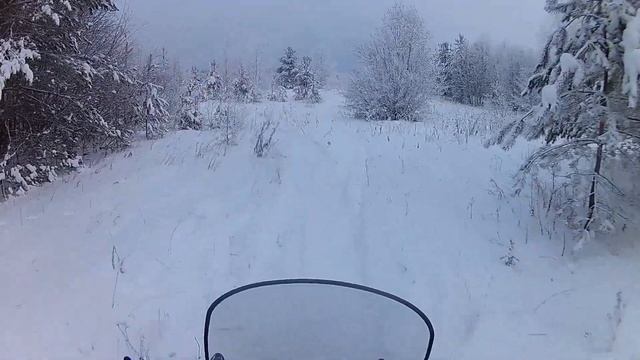 Охота на Dingo T150 || Лунки тетерева || Сломал лыжу смотреть онлайн