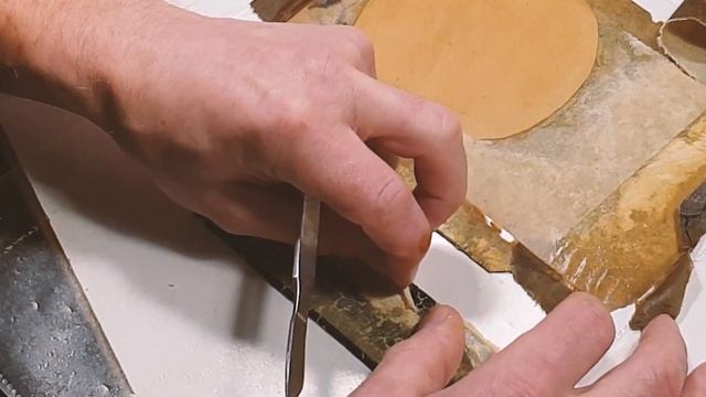 Разборка многослойной обложки книги 1925 года | Реставрация смотреть онлайн