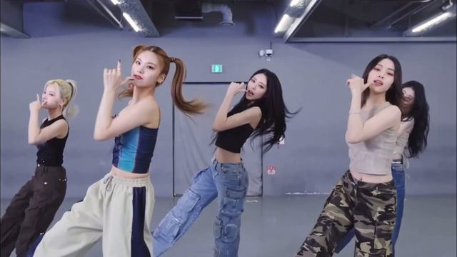 ITZY - ‘CAKE’ Mirrored Dance Practice Slowed 50% смотреть онлайн