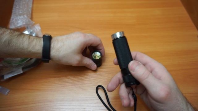 Ультрафиолетовый фонарик Convoy S2+ 365nm Nichia UV Waterproof LED Flashlight смотреть онлайн