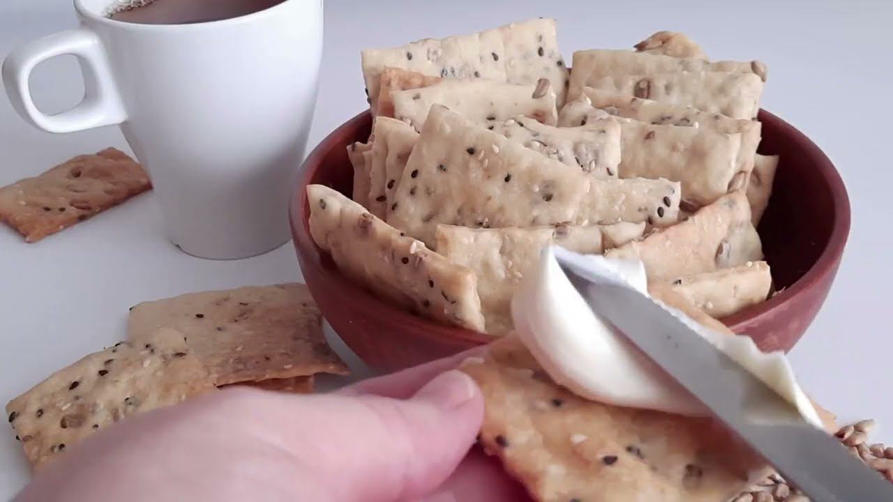 Хрустящий перекус. КРЕКЕРЫ без яиц и сахара. #хорошийвкус  #крекеры  #безяиц  #безсахара