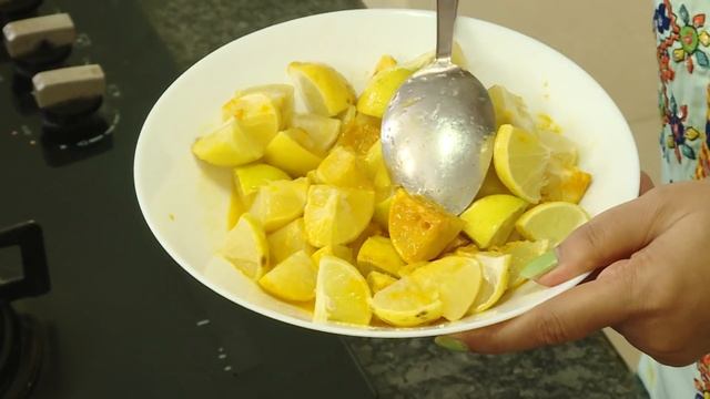 lemon Pickle - Nimbu Achar Instant Lemon Pickle Recipe - Homemade lemon pickle - Spicy Lemon Pickle смотреть онлайн