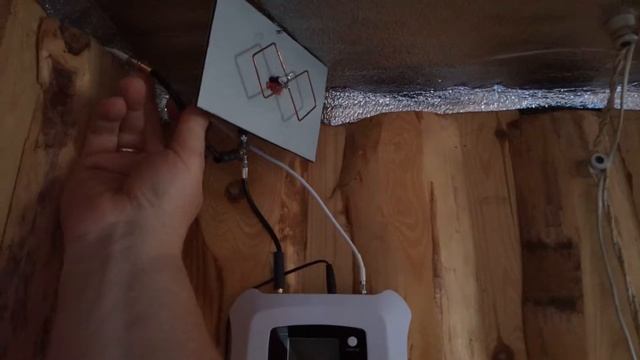 Интернет на даче, две антенны из одного выхода. смотреть онлайн