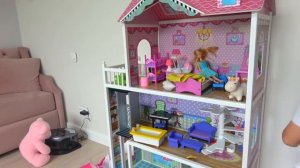 СОФИЯ НЕ ХОЧЕТ ИДТИ В ШКОЛУ. СОФУНЬЯ ШАЛУНЬЯ