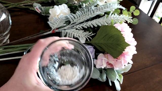 ?РОЖДЕСТВЕНСКИЙ БУКЕТ ИЗ ИСКУССТВЕННЫХ ЦВЕТОВ смотреть онлайн