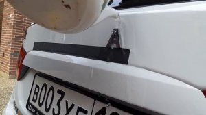 как снять буквы  с машины самый простой способ /меняем ЛАДУ на Мазерати