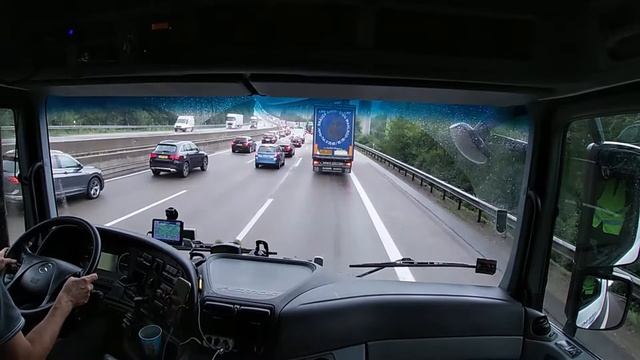 CV Driving Mercedes Actros - POV Truck Driving From Germany To Italy P6