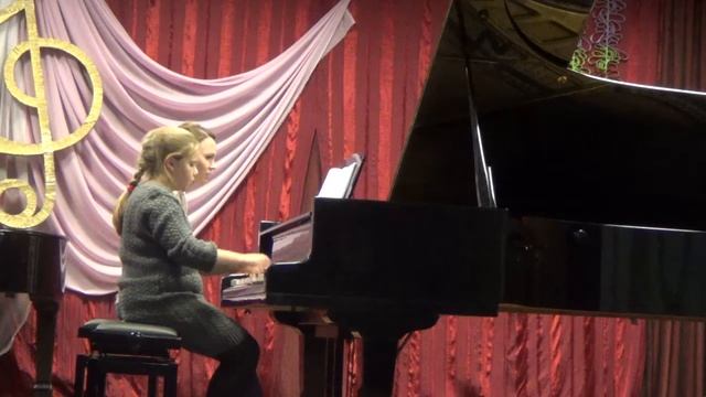 315 Ансамбль Черепанова Полина, Иванова Т В г Рошаль Галоп смотреть онлайн