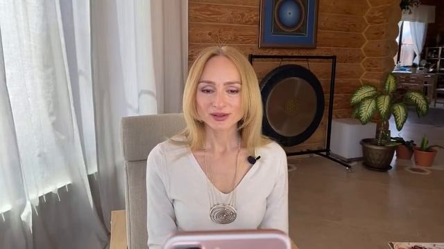 Воскресный бранч с Танит. Время - смена эпох смотреть онлайн