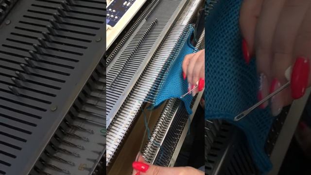 Горизонтальный шов по открытым петлям на машине смотреть онлайн