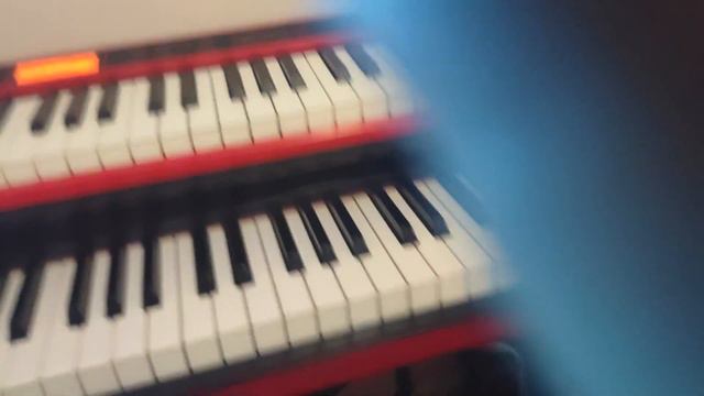 indian sounds compared on Roland go keys and korg kross, sitar and Santoor смотреть онлайн