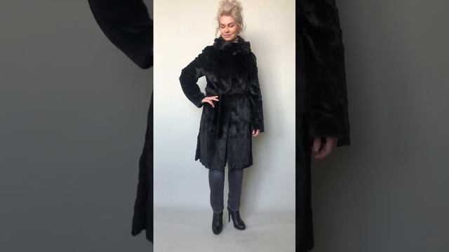 Шуба из степной дикой норки с капюшоном купить за 13500 ₽ в интернет-магазине р.44-46 /11593/ смотреть онлайн