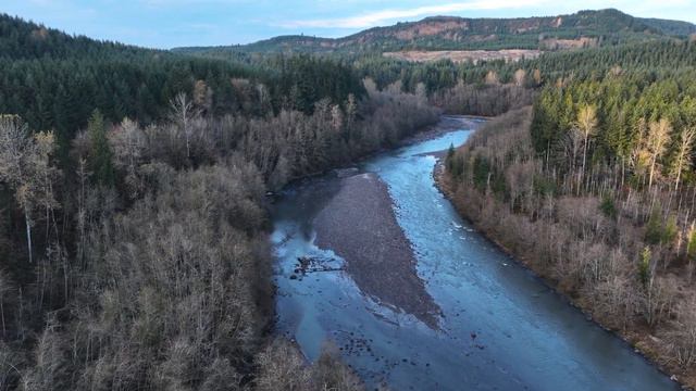November Landscapes - DJI Mavic 3 Classic смотреть онлайн