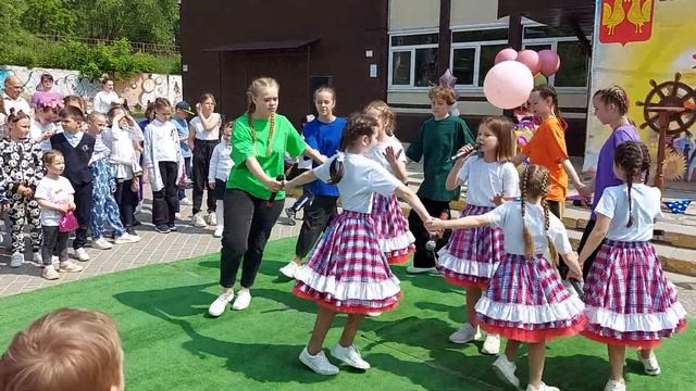 "Будем вместе"муз.А.Ермолова.исп.н в.ст."Улыбка" смотреть онлайн