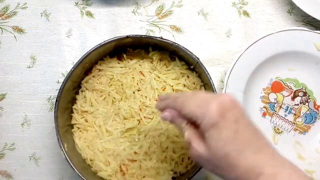 Вкуснота из самых обычных продуктов — картофельная запеканка с мясным фаршем в духовке. смотреть онлайн